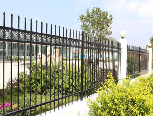 鐵藝護(hù)欄案例